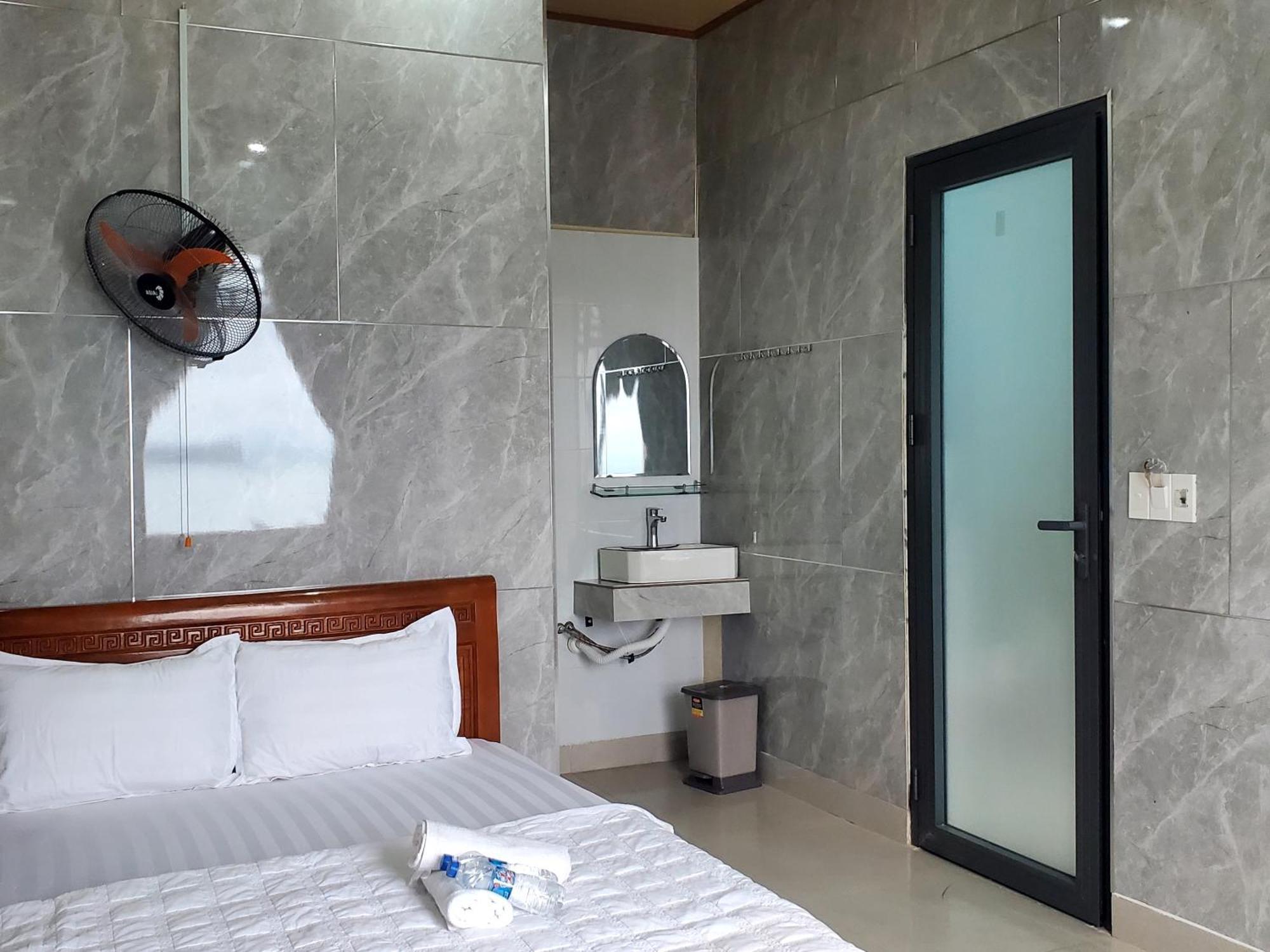 Tuan Thanh Homestay Tân Hiệ Exterior foto